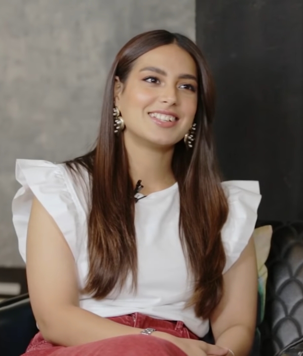 Iqra Aziz is given an interview with Rabia Mughani at GUP SHUP ON FUCHSIA Magazine