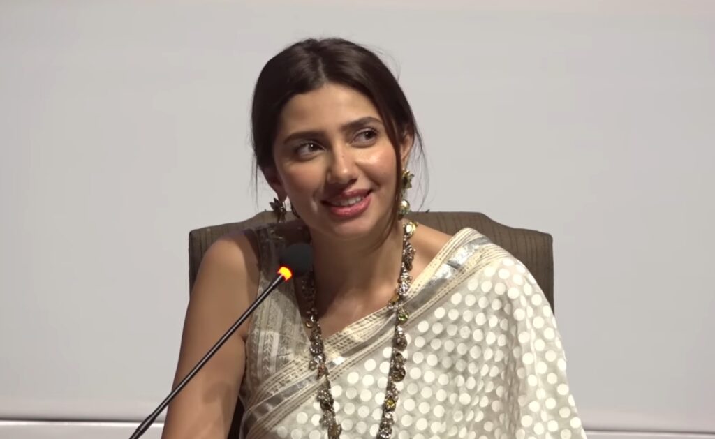 Mahira Khan talks at Faiz International festival