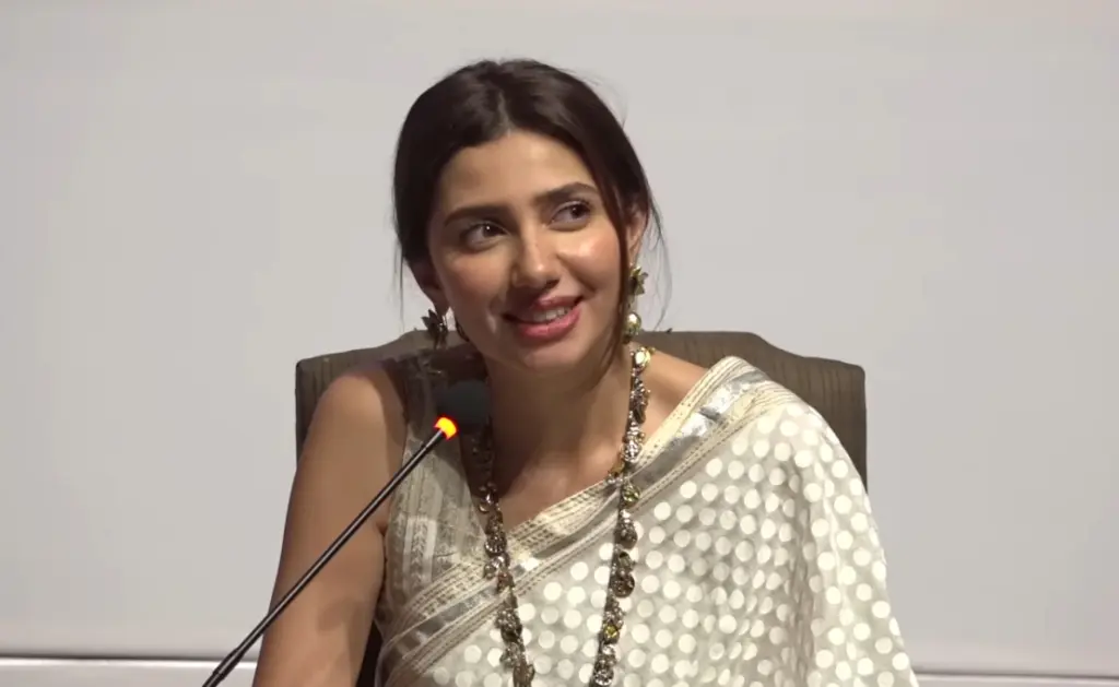 All About Mahira Khan:Biography,Movies, Age,Instagram,Dramas