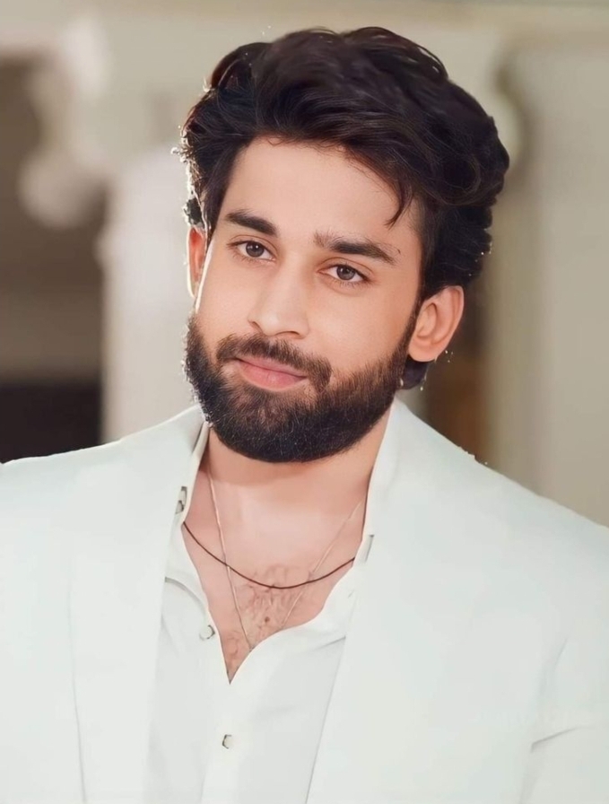 Bilal Abbas Khan looking handsome in latest photoshoot