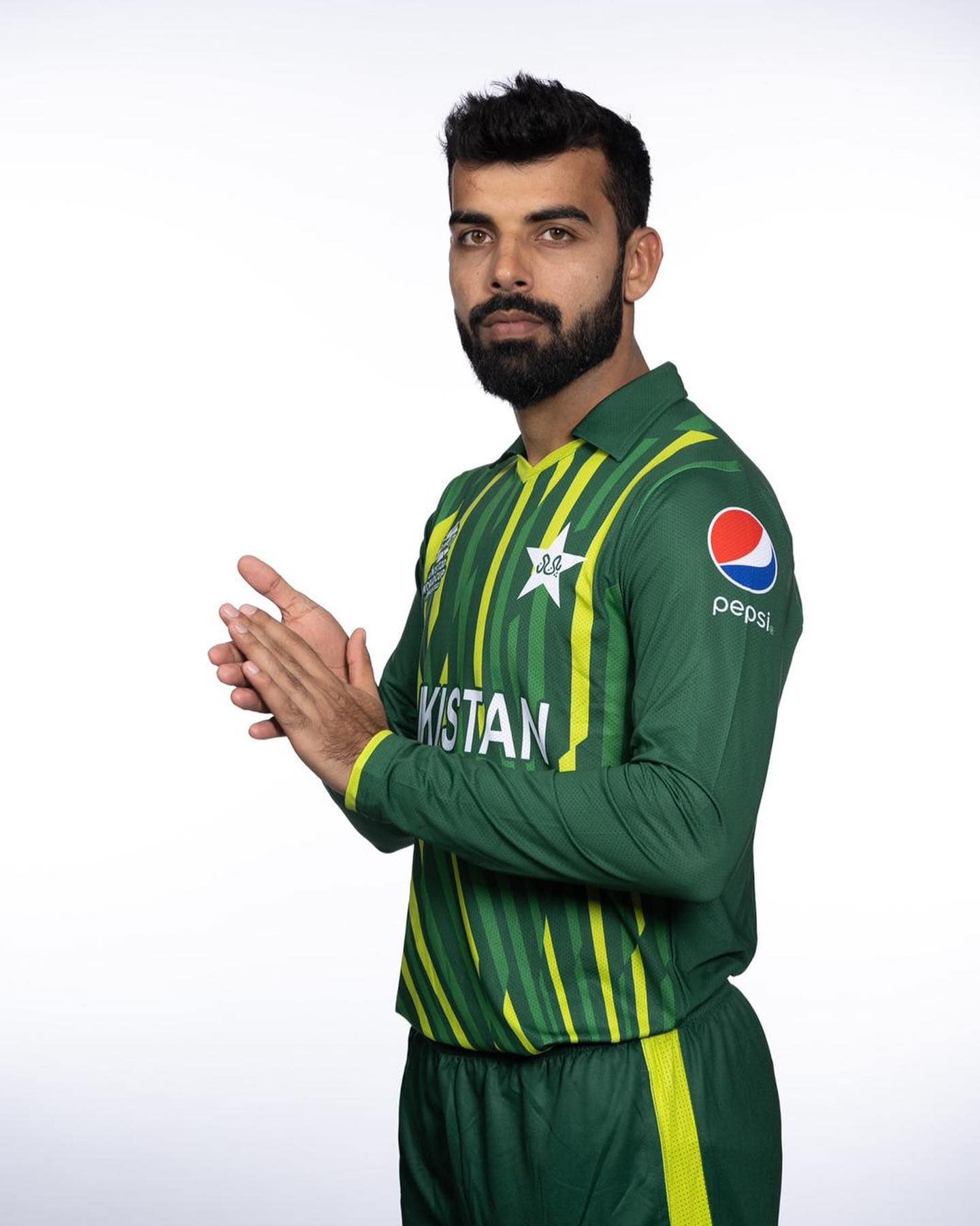 shadab-khan-7-powerful-facts-about-his-life-stats-career