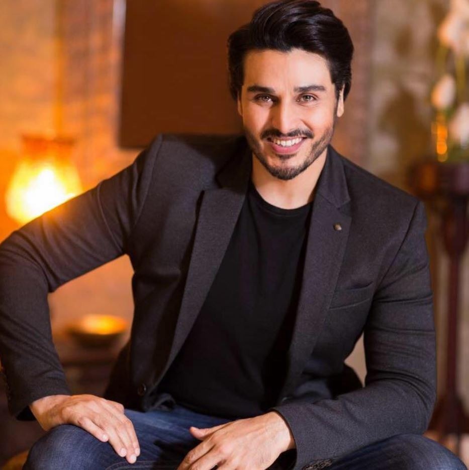Ahsan Khan praising Ali Safina
