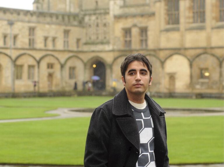 Early Life & Entry into Politics