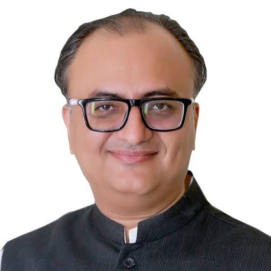 Building a global audience through content creation (2005 onward)