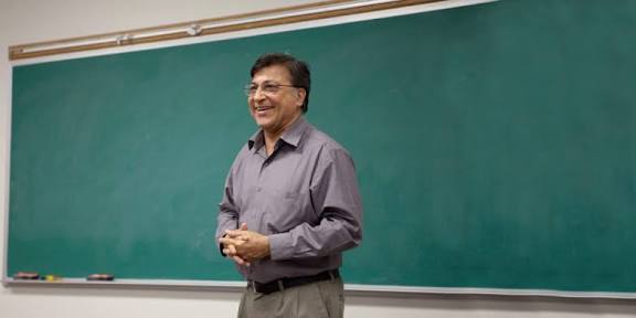 Academic Foundations & Physics Career 