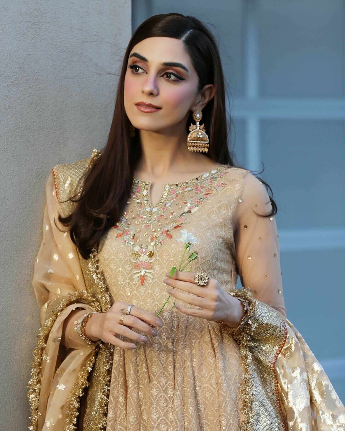 Maya Ali praising Sadaf Kanwal
