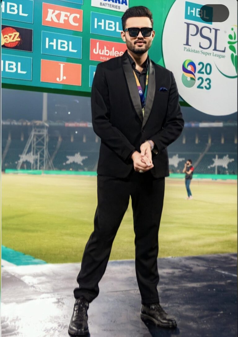 PSL 8, Official Host