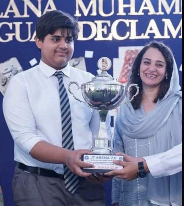 Best National Team Trophy in Declamation