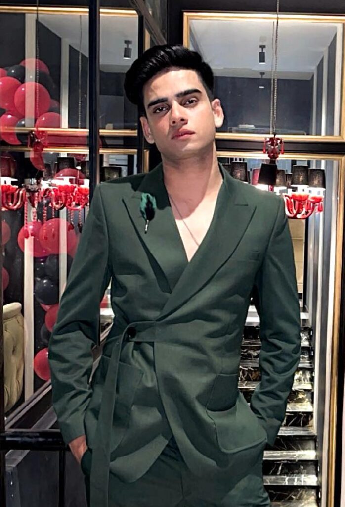 Meer Mohsin, photo 2